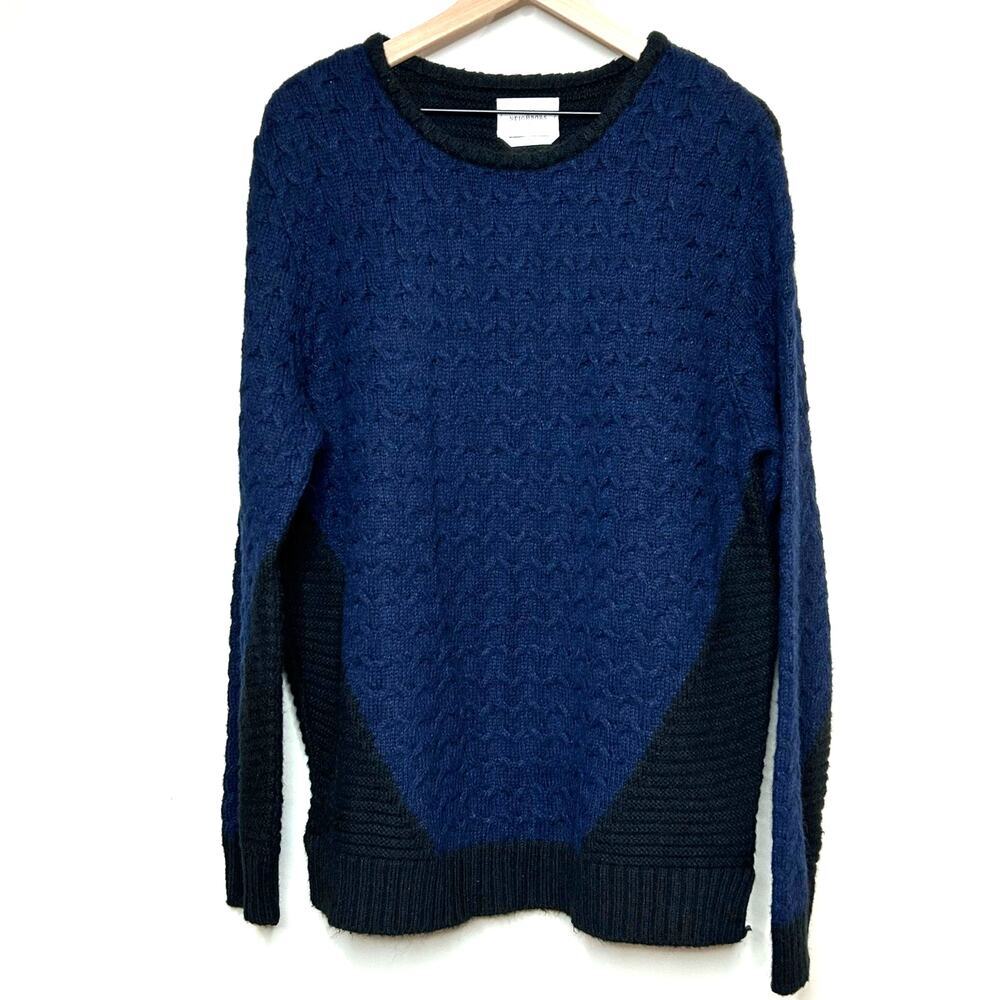 Your Neighbors Black and Blue Pullover Sweater Size L Crew Neckline